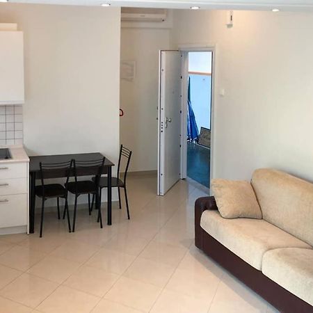 Cozy Studio Near The Beach 1Stfloor Nea Iraklitsa Luaran gambar