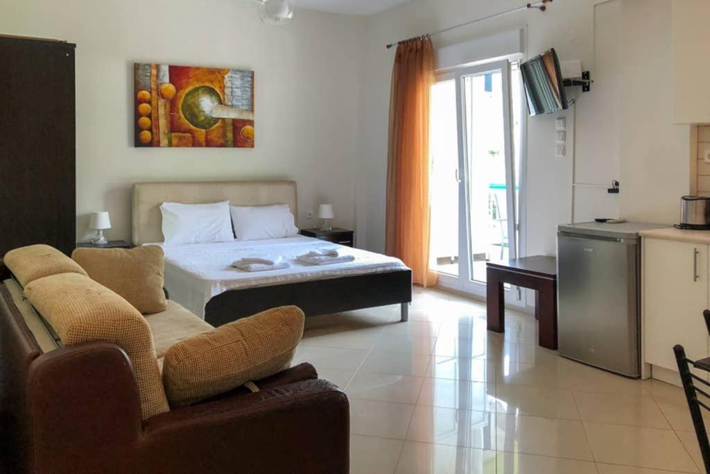 Cozy Studio Near The Beach 1Stfloor Nea Iraklitsa Luaran gambar